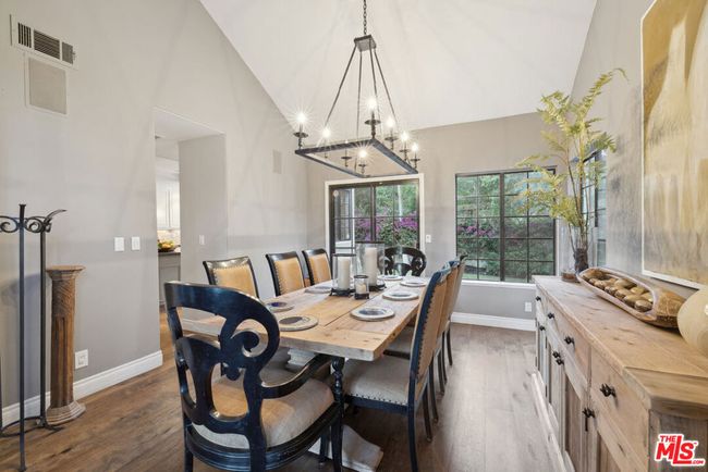 5565 Eagle Point Cir, House other with 4 bedrooms, 3 bathrooms and 3 parking in Westlake Village CA | Image 13
