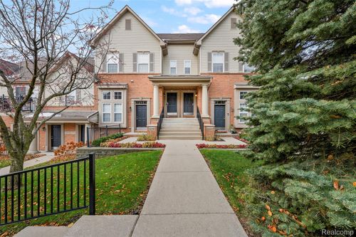 22200 Abbey Ln, Dearborn, MI, 48124-2242 | Card Image