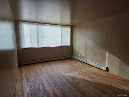 15080 Greenfield Rd, Detroit, MI, 48227-2399 | Card Image