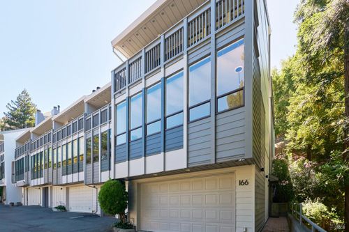 166-166 Professional Center Pkwy, San Rafael, CA, 94903-2745 | Card Image