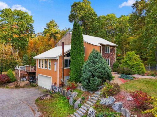755 Robinson Road, Pembroke, NH, 03275 | Card Image