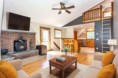 394 Meany Rd, Charlestown, NH, 03603-5213 | Card Image