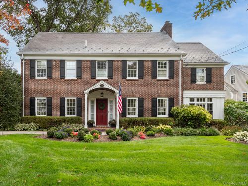 170 Manhasset Woods Rd, Manhasset, NY, 11030-2624 | Card Image