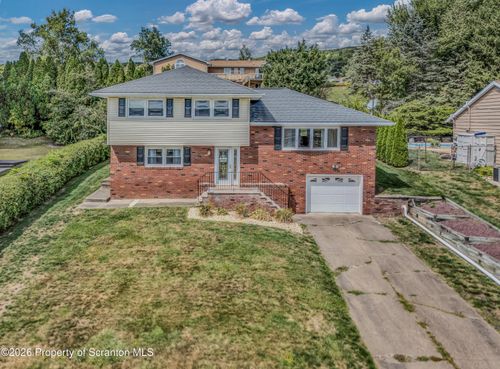 204 Boulevard Ave, Peckville, PA, 18452-1002 | Card Image