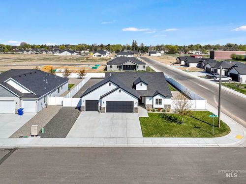 1410 N Birch St, Jerome, ID, 83338-1810 | Card Image