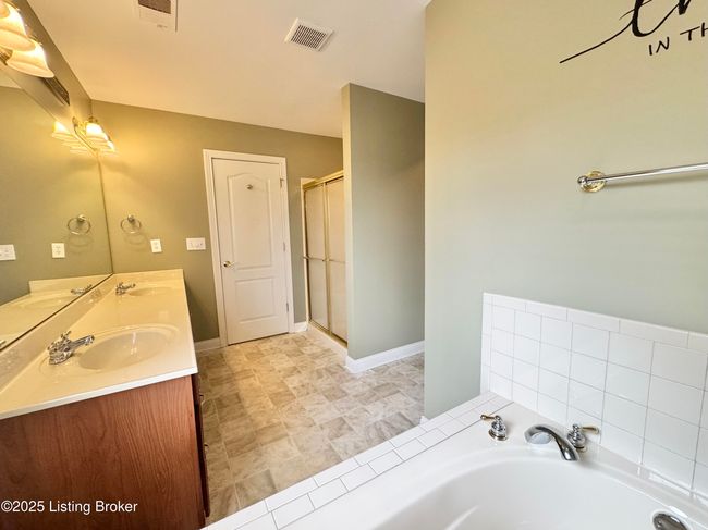 Primary bathroom | Image 27