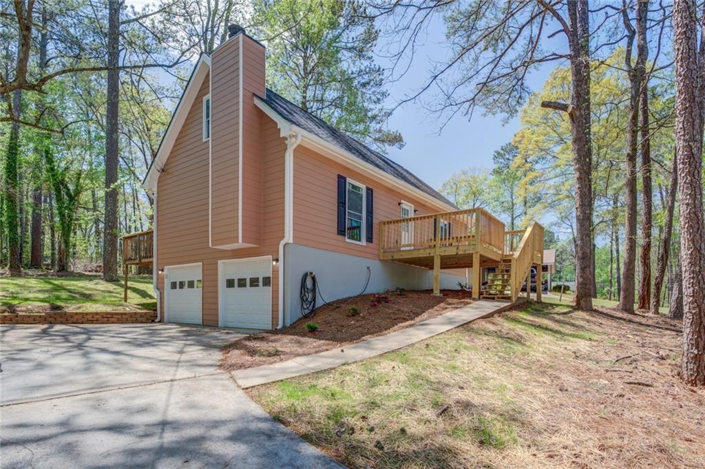 Woodland Cir, Conyers, GA 30013