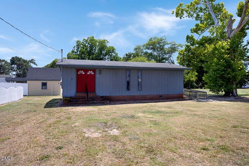 207 Price St, Selma, NC, 27576-6559 | Card Image