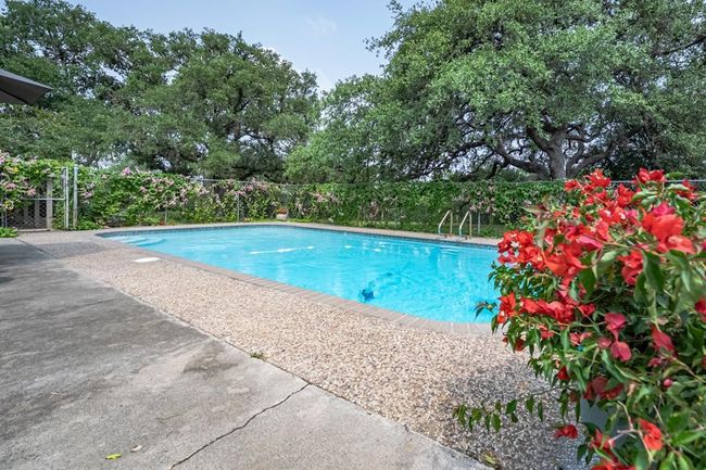 161 Red Bird Rdg, House other with 3 bedrooms, 3 bathrooms and null parking in Beeville TX | Image 7