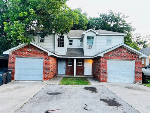 3721 Avenue K, Fort Worth, TX, 76105-2502 | Card Image