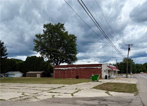 633 Wilson St, Malvern, OH, 44644-7025 | Card Image
