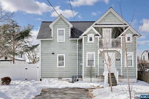 168 4th St, Bergenfield, NJ, 07621-1408 | Card Image