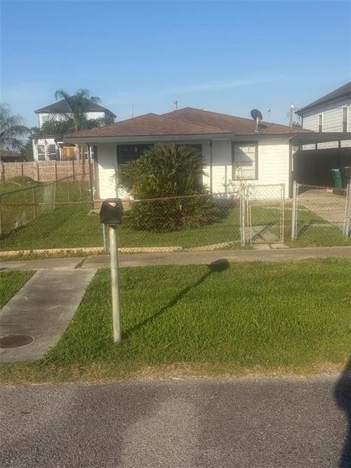 3118 Albany St, Kenner, LA, 70065-4323 | Card Image