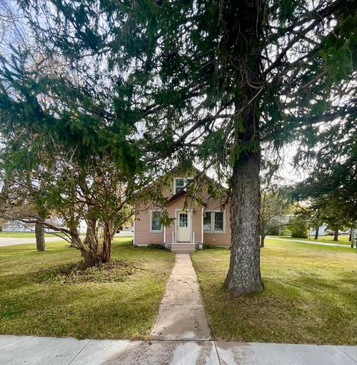 301 Main St, Ostrander, MN, 55961-5000 | Card Image