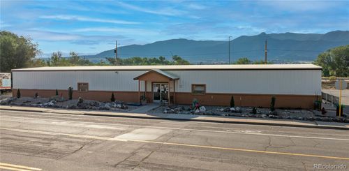 201 E 1st St, Parachute, CO, 81635-5008 | Card Image