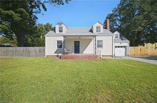1724 Cromwell Dr, Norfolk, VA, 23509-1302 | Card Image