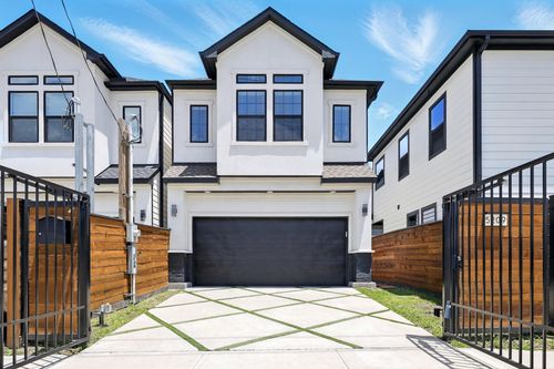 5209 Canal St, Houston, TX, 77011-2255 | Card Image