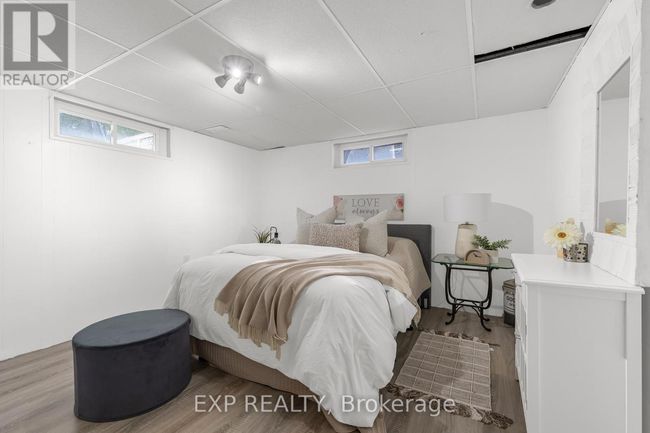 4382 Central Avenue, House other with 5 bedrooms, 2 bathrooms and 5 parking in Lincoln (Beamsville) ON | Image 24