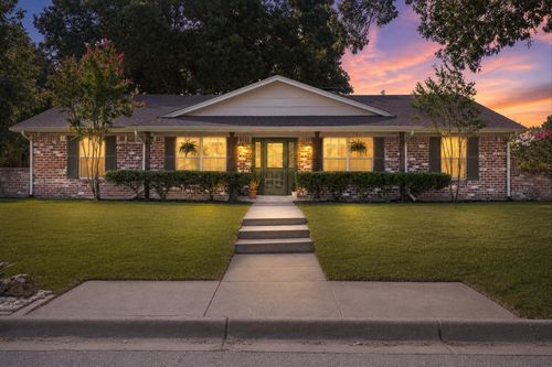 1112 Woodmount Ct, Denton, TX, 76209-1424 | Card Image