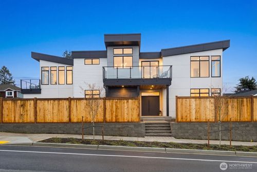 19742 20th Avenue Nw, Shoreline, WA, 98177 | Card Image