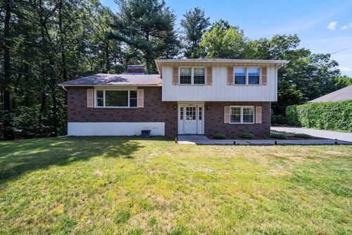 19 Magnolia Ave, Lancaster, MA, 01523-1936 | Card Image