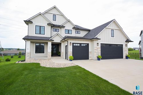 505 S Sassafras Cir Circle, Sioux Falls, SD, 57110 | Card Image