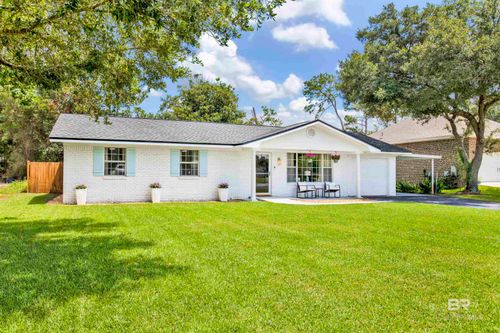 372 W 22nd Ave, Gulf Shores, AL, 36542-3044 | Card Image