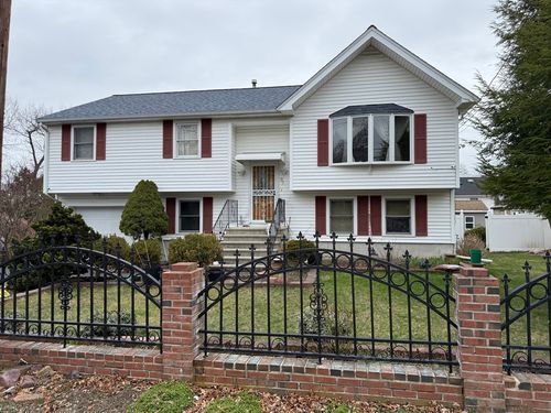93 Morgan St, Randolph, MA, 02368-2221 | Card Image