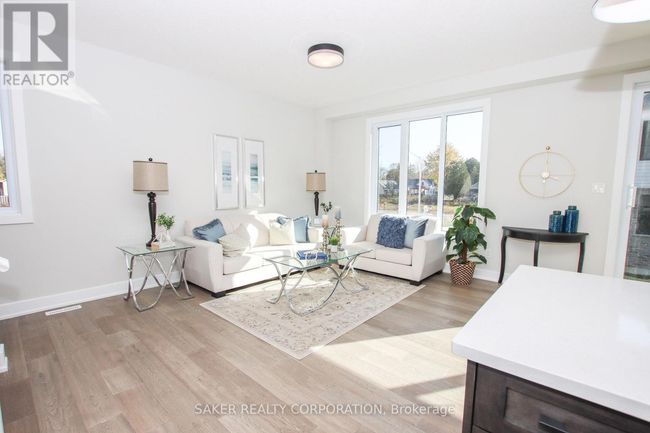 587 Regent St, Townhouse with 3 bedrooms, 3 bathrooms and 3 parking in Mount Brydges ON | Image 27