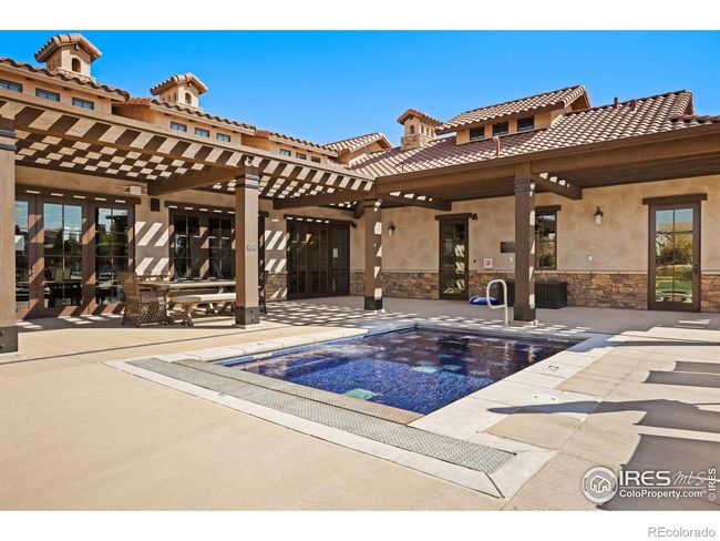 Community Salt water pool | Image 33
