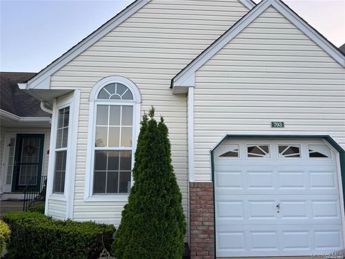 703 Constance Ln, Port Jefferson Station, NY, 11776-4267 | Card Image