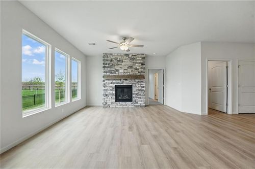 404 Sw Mulberry Court, Blue Springs, MO, 64014 | Card Image