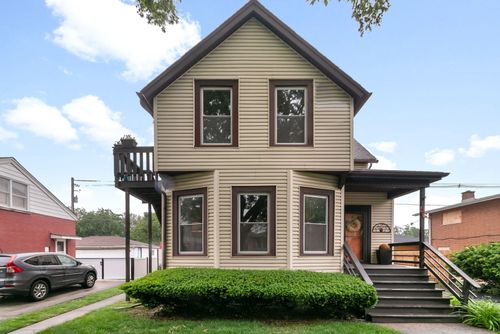96 E Quincy St, Riverside, IL, 60546-2668 | Card Image