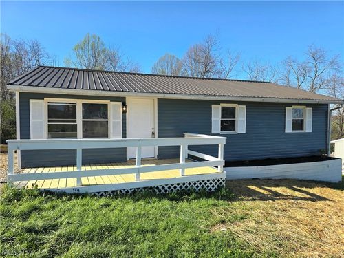 106 Jennifer Dr, Byesville, OH, 43723-9722 | Card Image