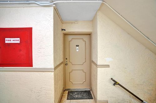 apt-3103-4200 Inverrary Blvd, Lauderhill, FL, 33319-4134 | Card Image