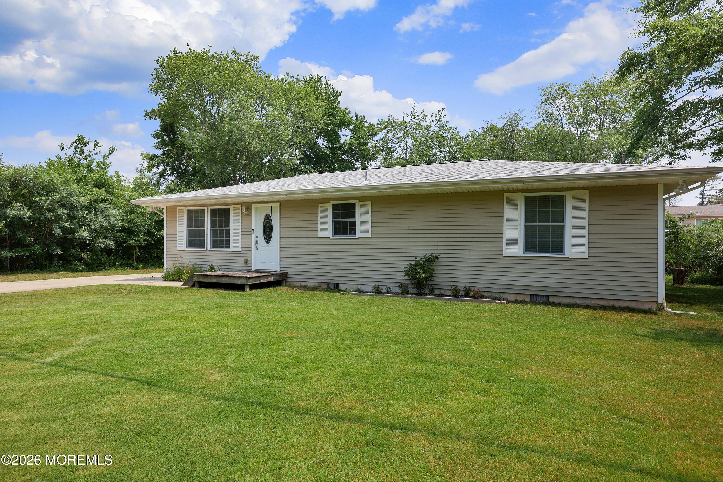 Residential Lease in Bayville 3