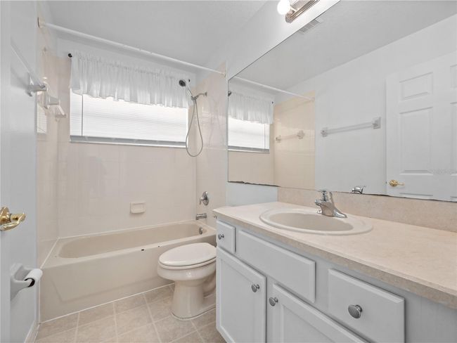 4633 Huron Bay Cir, House other with 4 bedrooms, 2 bathrooms and null parking in Kissimmee FL | Image 17