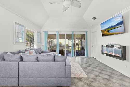 45-1329 Villa Ln, Apopka, FL, 32712-2131 | Card Image