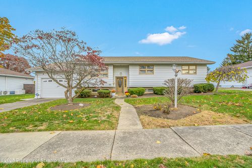 807 Marion Ln, Moosic, PA, 18507-1433 | Card Image