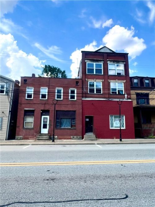 366 Broadway St, Pitcairn, PA, 15140 | Card Image