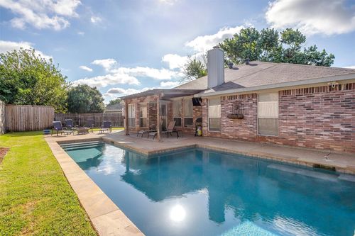 1008 Vaden Ave, Burleson, TX, 76028-5760 | Card Image