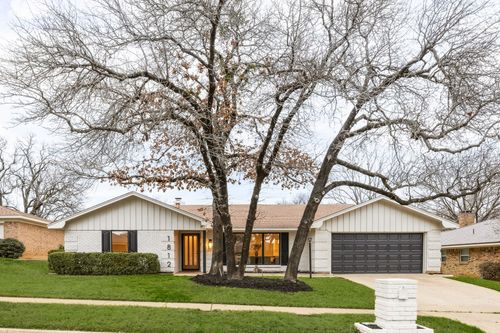1812 Park Hill Drive, Arlington, TX, 76012 | Card Image