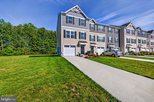 6364 Pebblebrook Dr, MILFORD, DE, 19963-3490 | Card Image