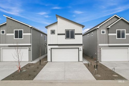 1960 Nw Strahorn Dr, Mountain Home, ID, 83647-1109 | Card Image