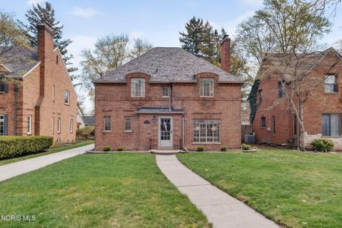 2708 Barrington Dr, Toledo, OH, 43606-3001 | Card Image