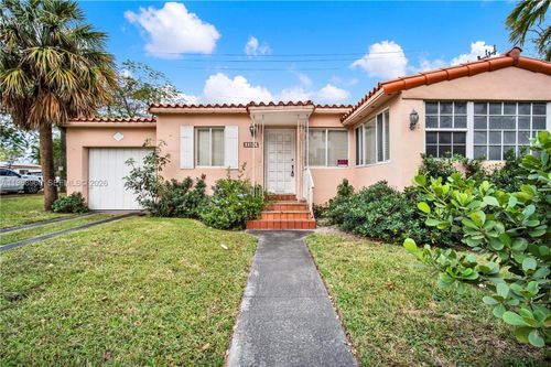 2001 Sw 37th Ave, Miami, FL, 33145-1710 | Card Image