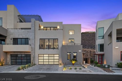 386 Solitude Peak Ln, Henderson, NV, 89012-5841 | Card Image