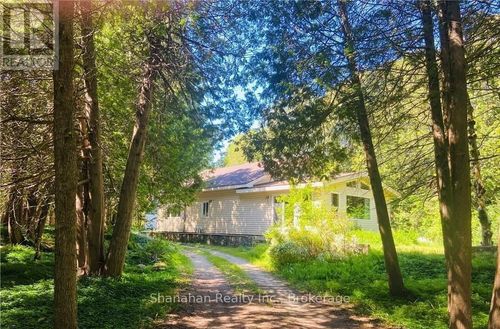 17 Little Cove Rd, Tobermory, ON, N0H2R0 | Card Image