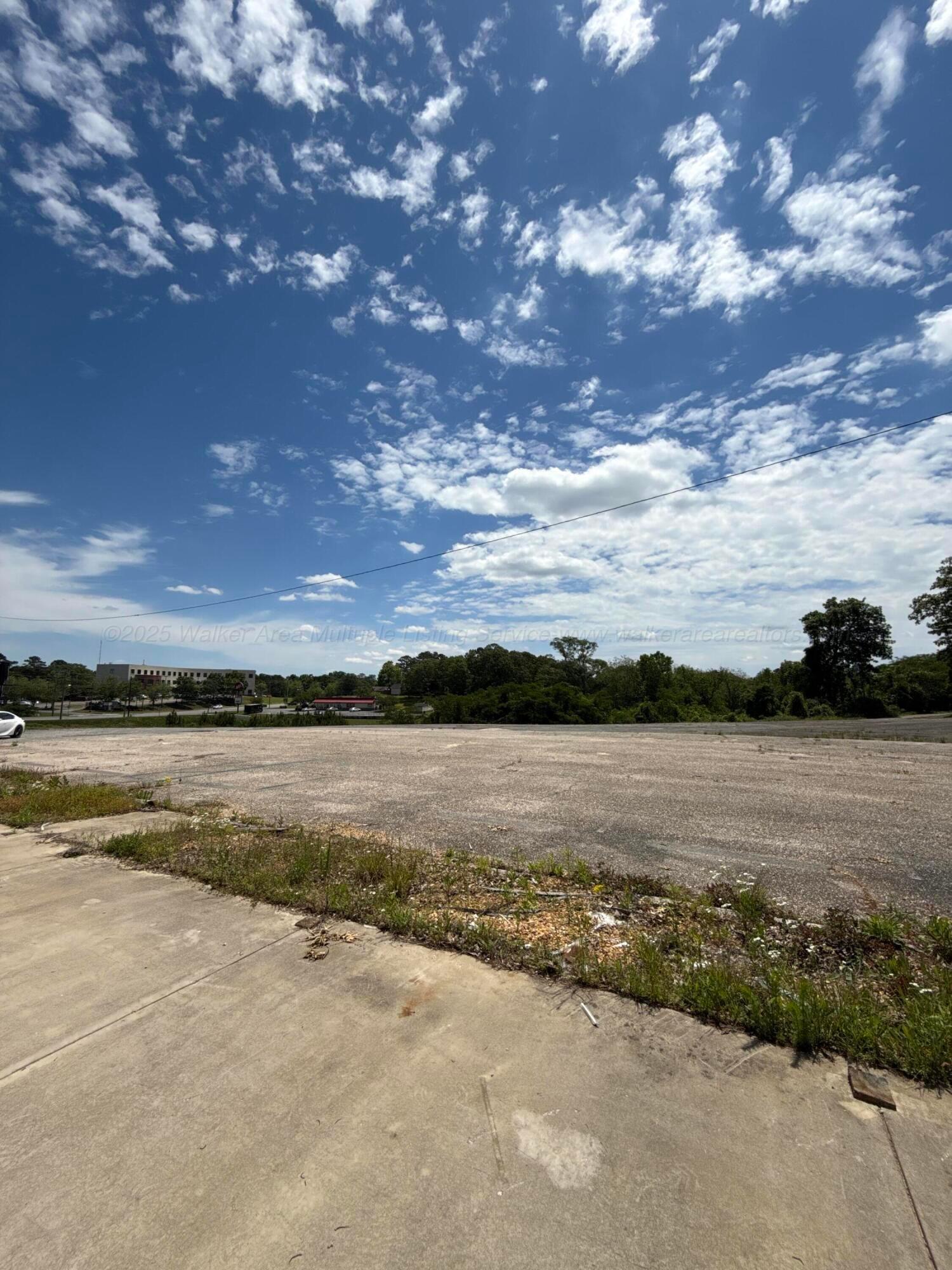 Land in Winfield