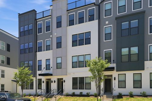 unit-201-10559 Pleasant Branch Dr, Raleigh, NC, 27614-7493 | Card Image